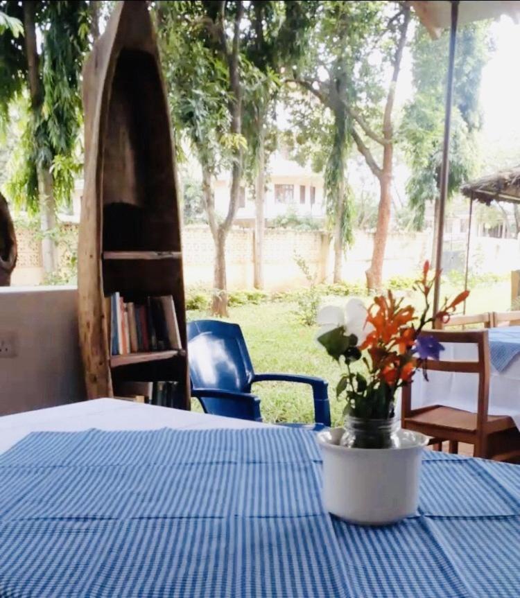 Hotel Mama Pierina Restaurant&Annex à Morogoro Extérieur photo